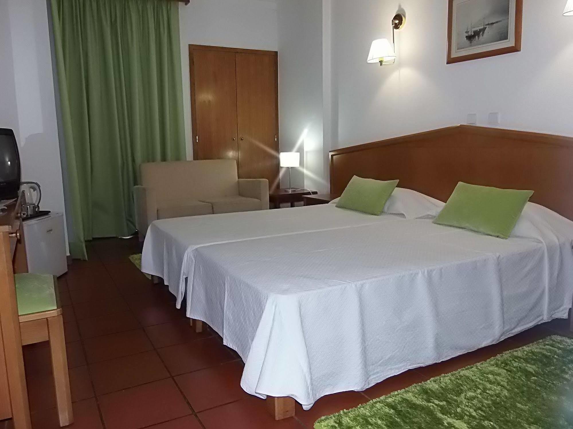 Colina Do Mar Hotel Албуфейра Екстериор снимка